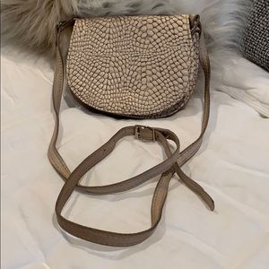 Vin Baker Crossbody bag